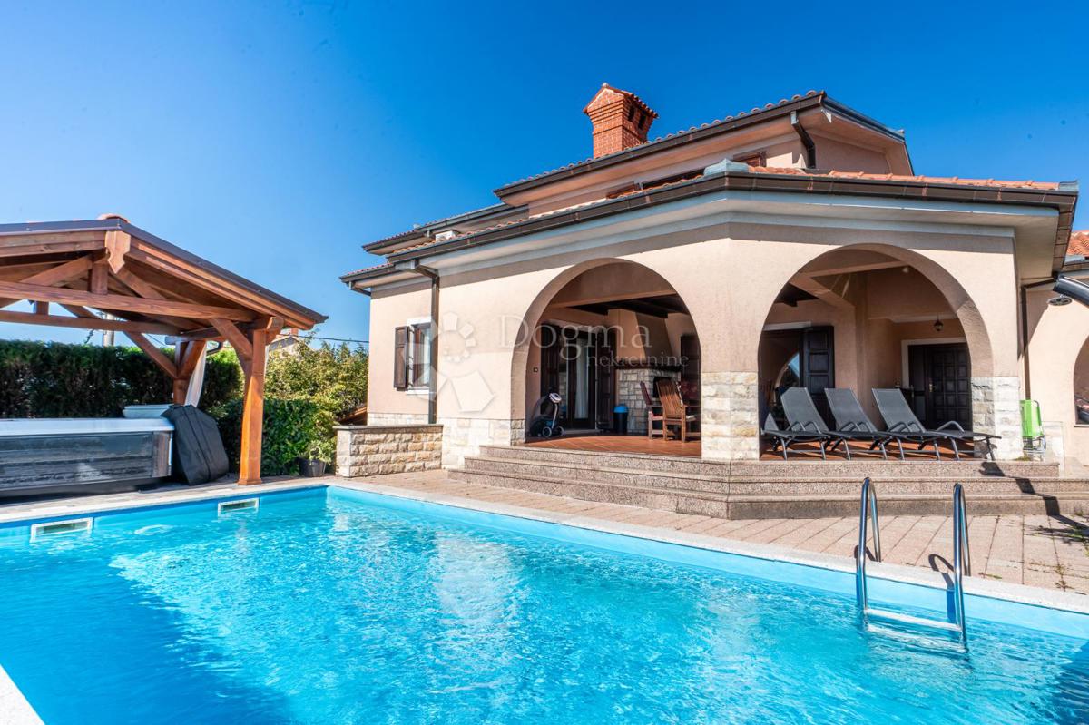 Дом VIŠKOVO, 1.250.000 €