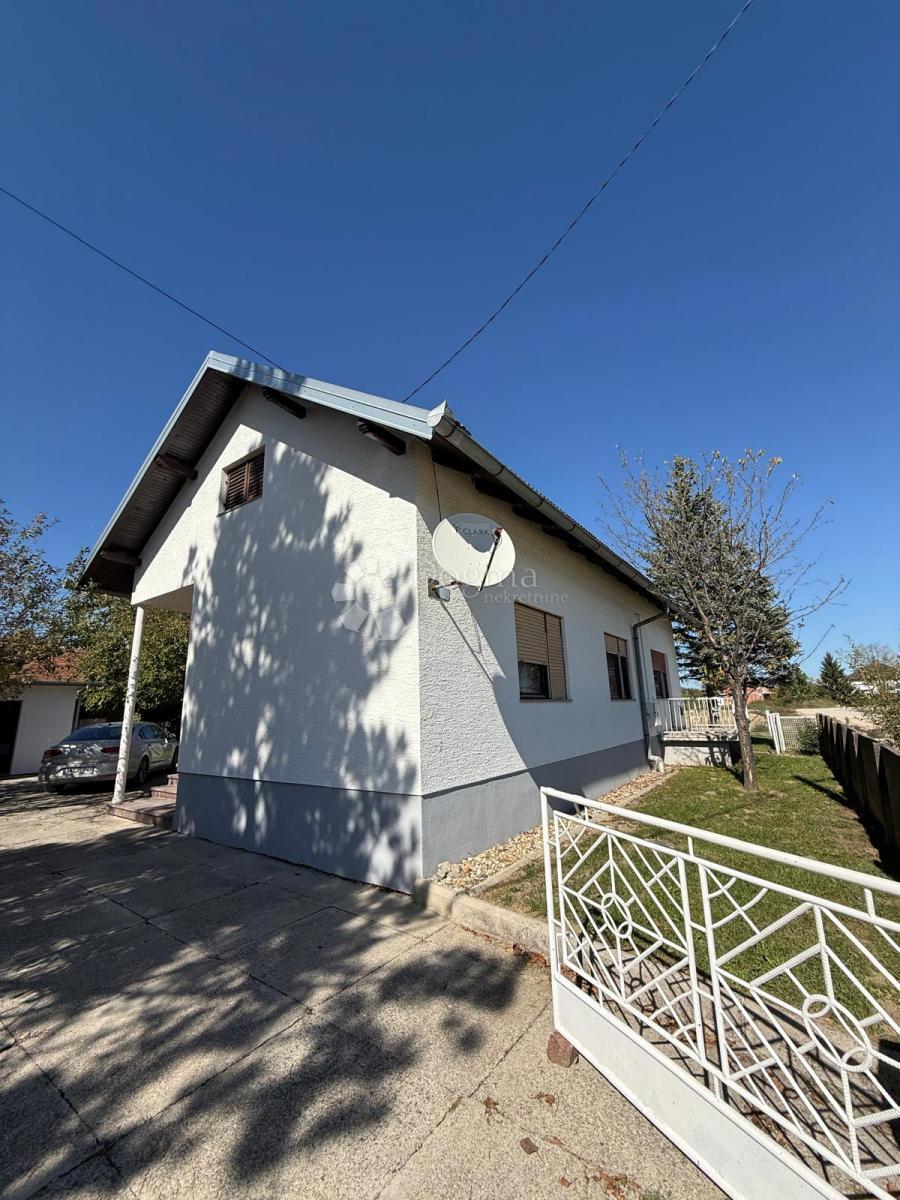 Дом VRBOVEC, 260.000 €