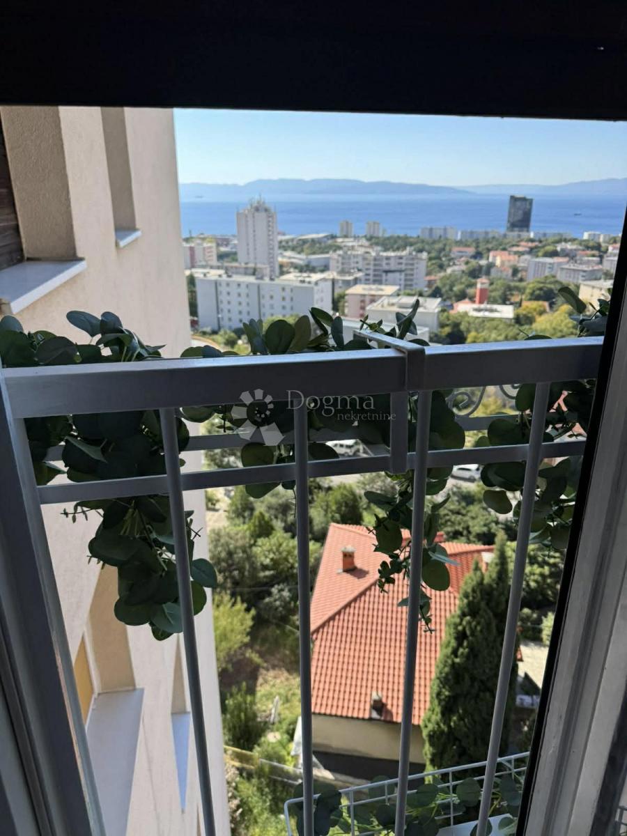 Appartamento RIJEKA, 800 €