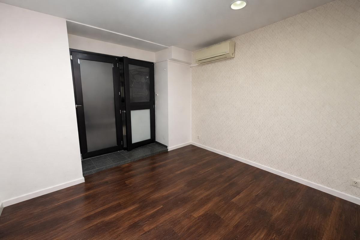 Коммерческая площадь VIŠKOVO, 300 €