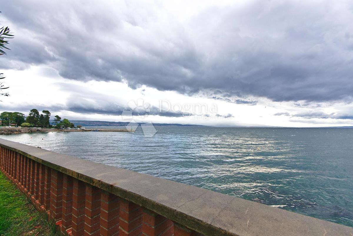 Appartamento LOVRAN, 950.000 €