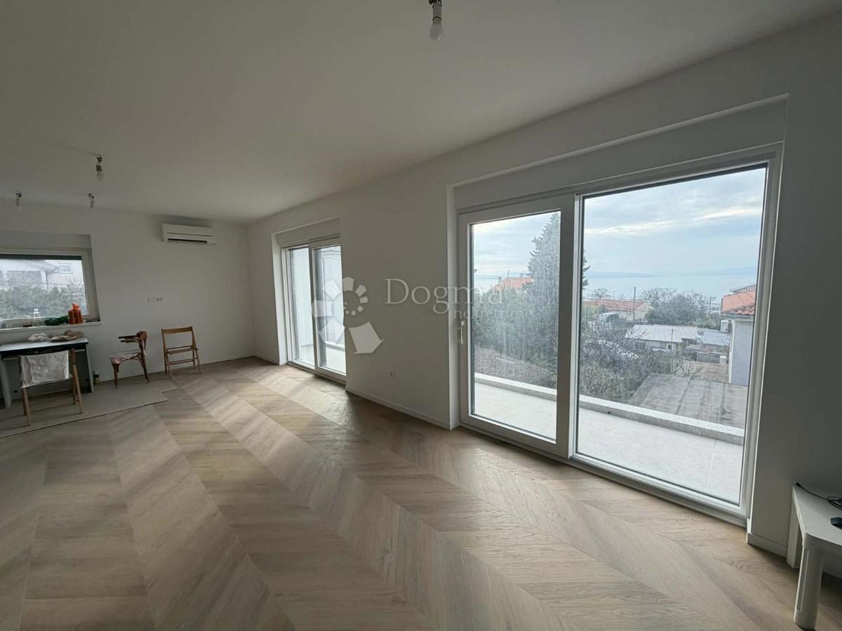 Appartamento KOSTRENA, 600.000 €