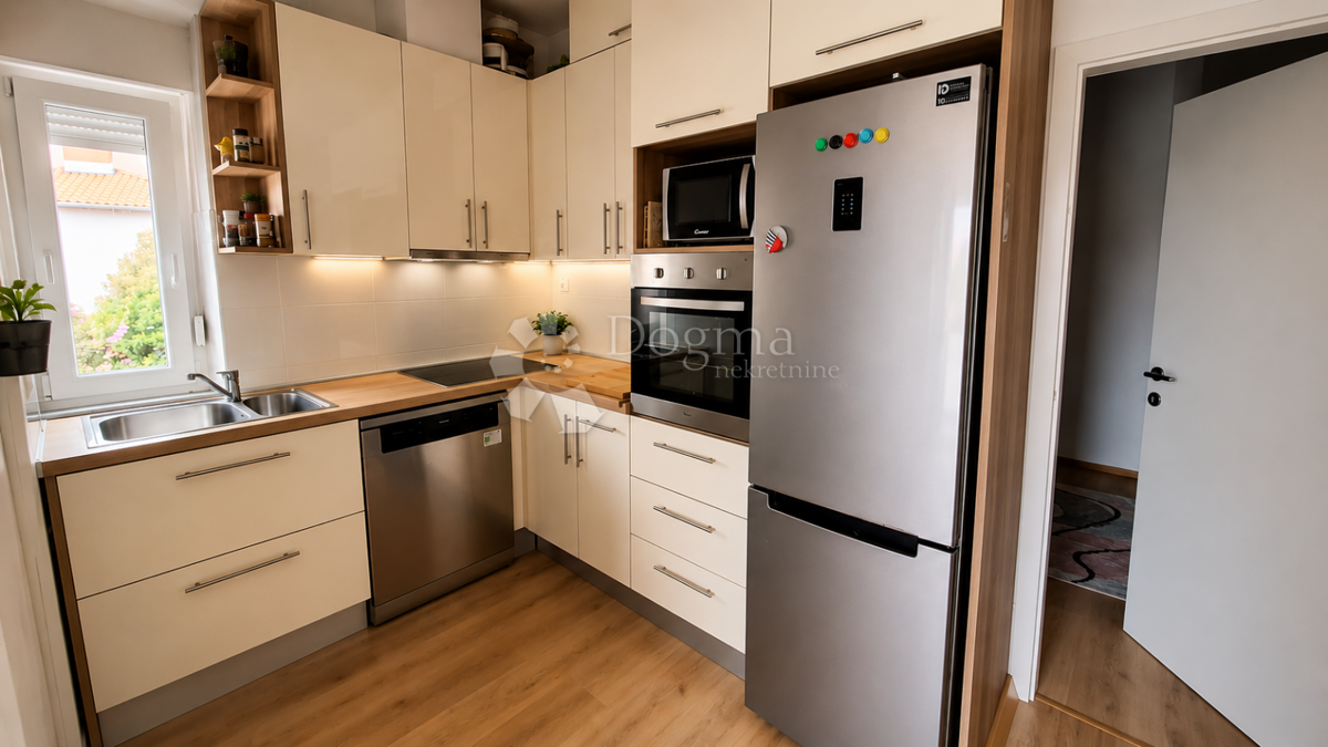 Flat Centar, Pula, 51m2