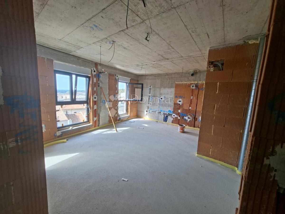 Novogradnja Pula centar - 44 m2, 1S+DB, 3. kat A13