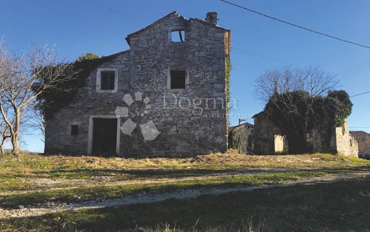 GROŽNJAN