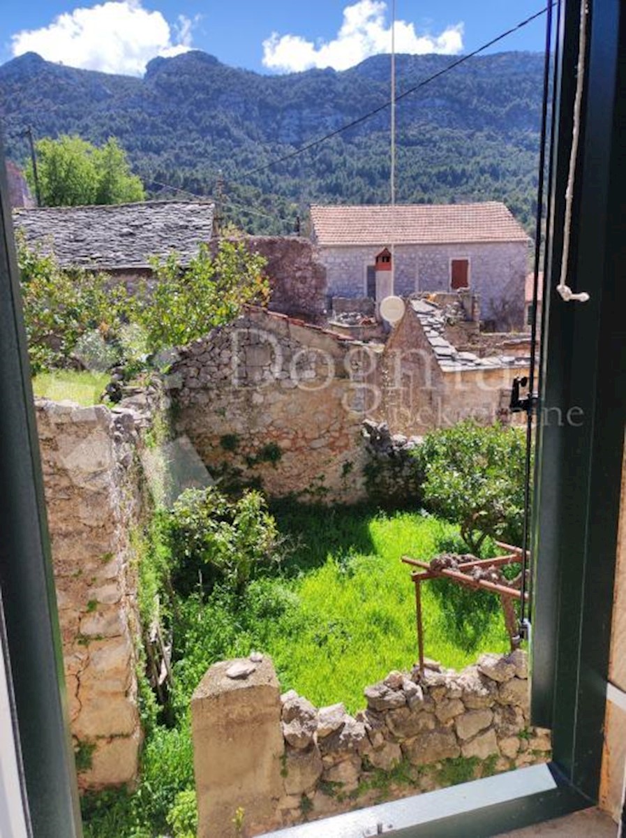 HVAR
