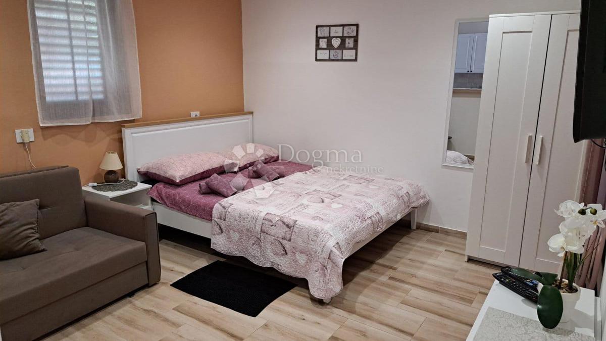 PJEŠČANA UVALA