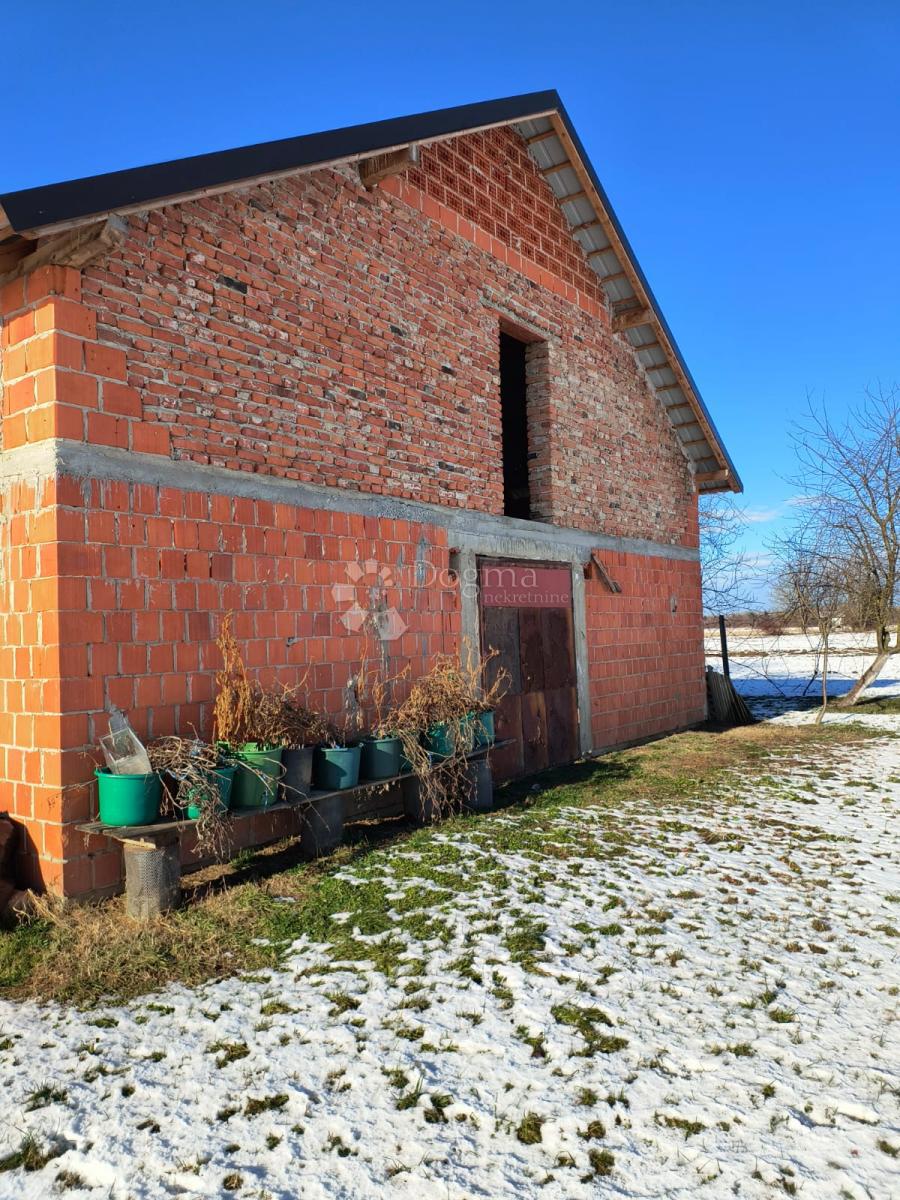 SRAČINEC