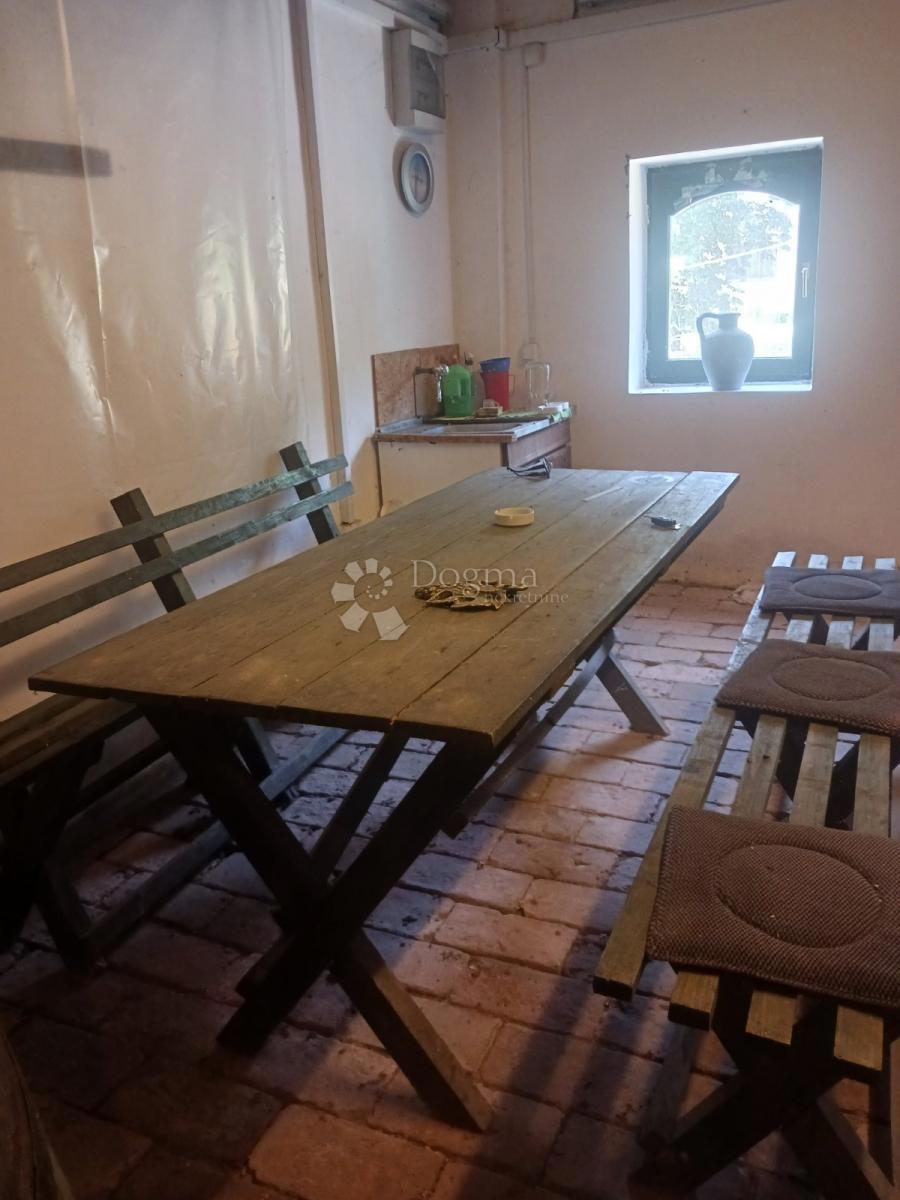 KNEŽEVI VINOGRADI