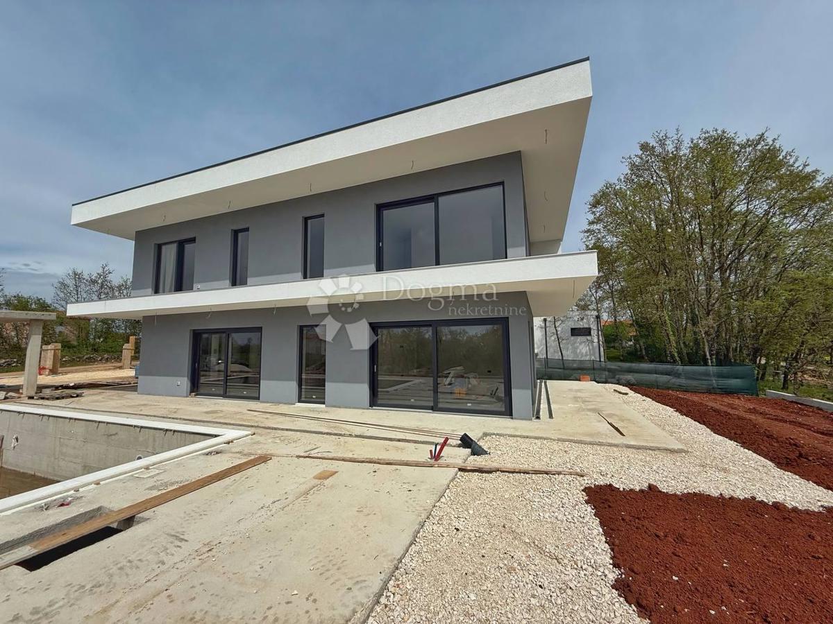 SVETI PETAR U ŠUMI