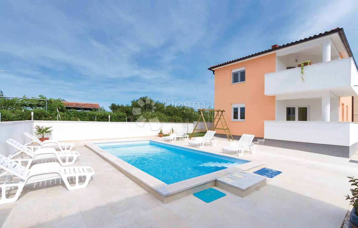 Casa FAŽANA, 500.000 €