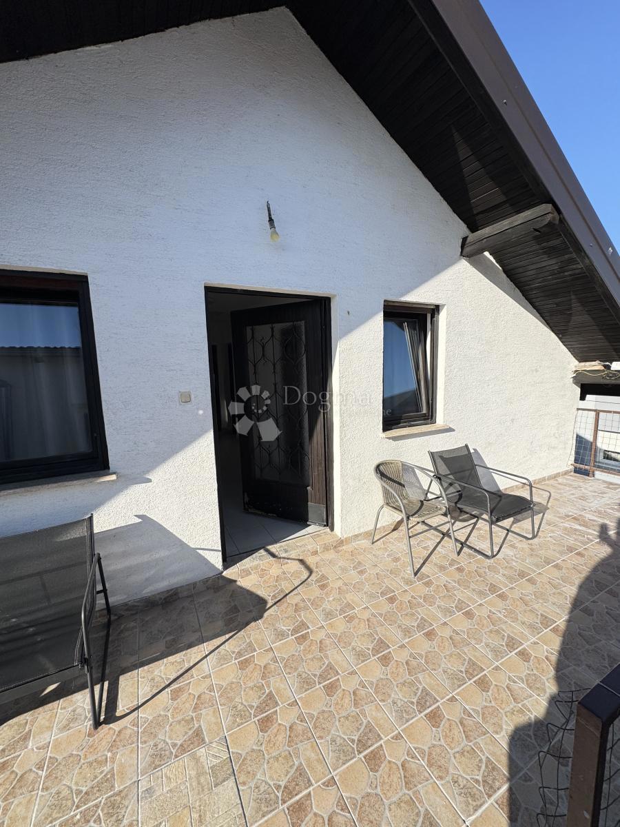 Дом ZAGREB, 398.000 €