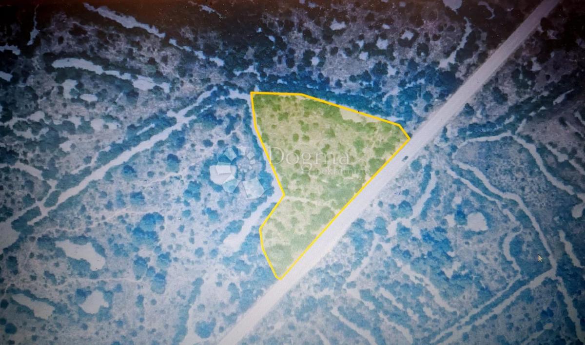 Участок ŠIBENIK, 1.072.280 €