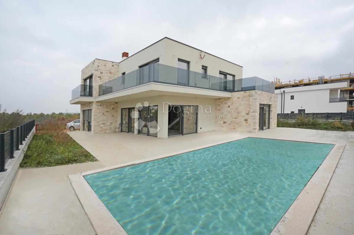 Дом TAR-VABRIGA, 780.000 €