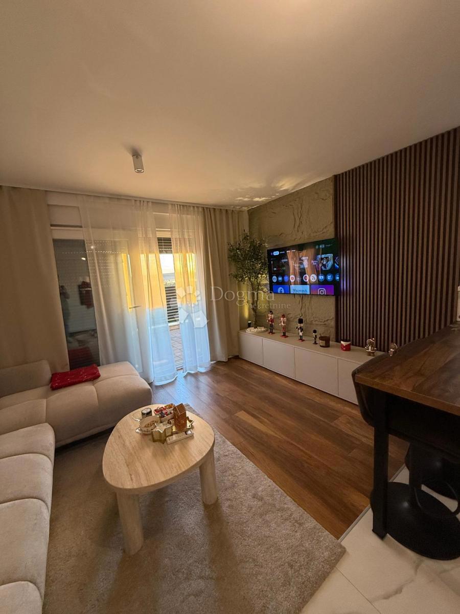 Квартира KAŠTELA, 290.000 €