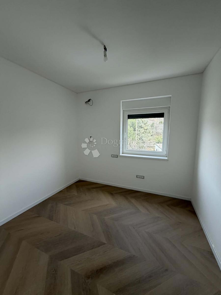 Appartamento KOSTRENA, 810.000 €