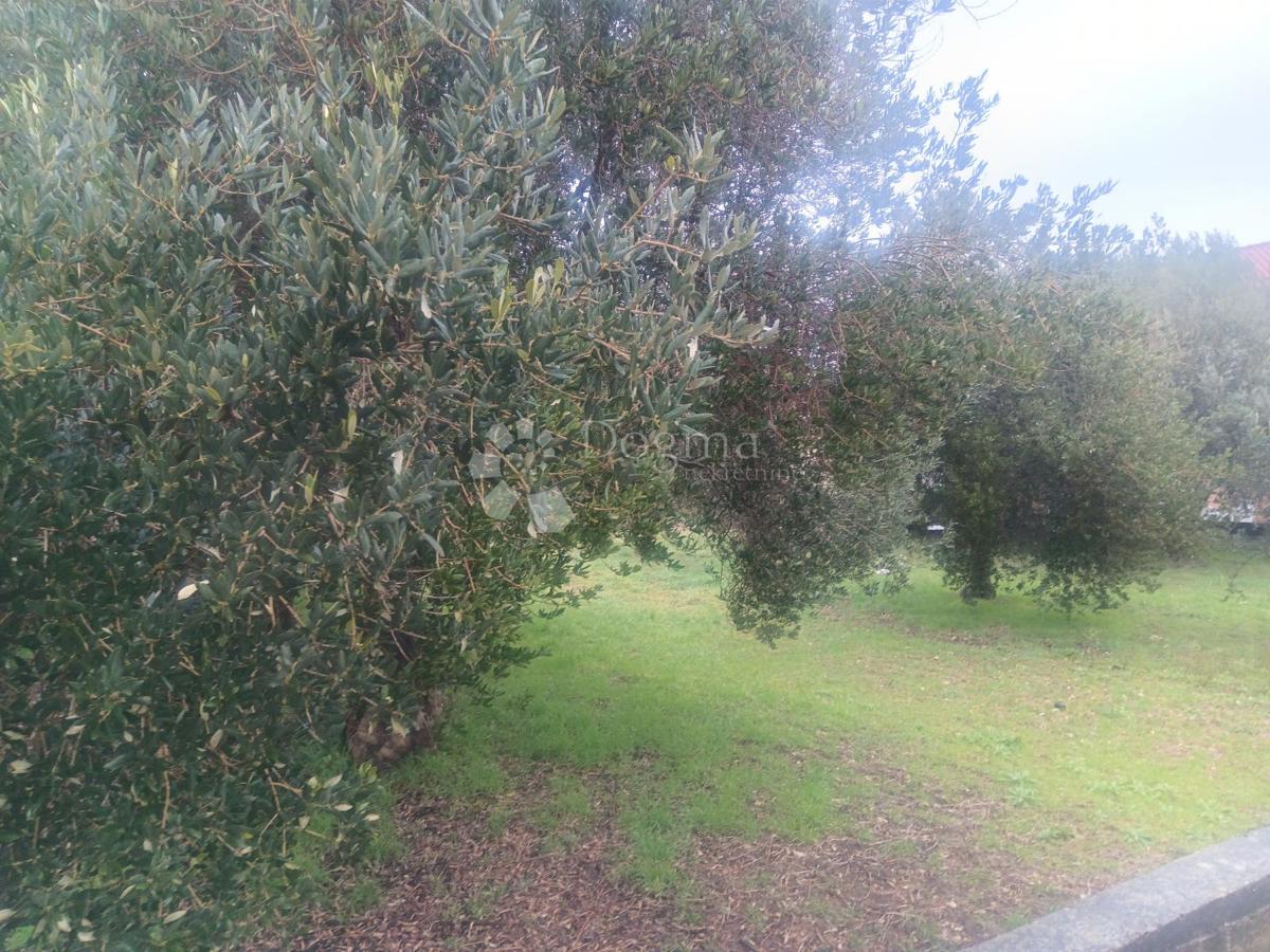 Terreno NIN, 140.000 €