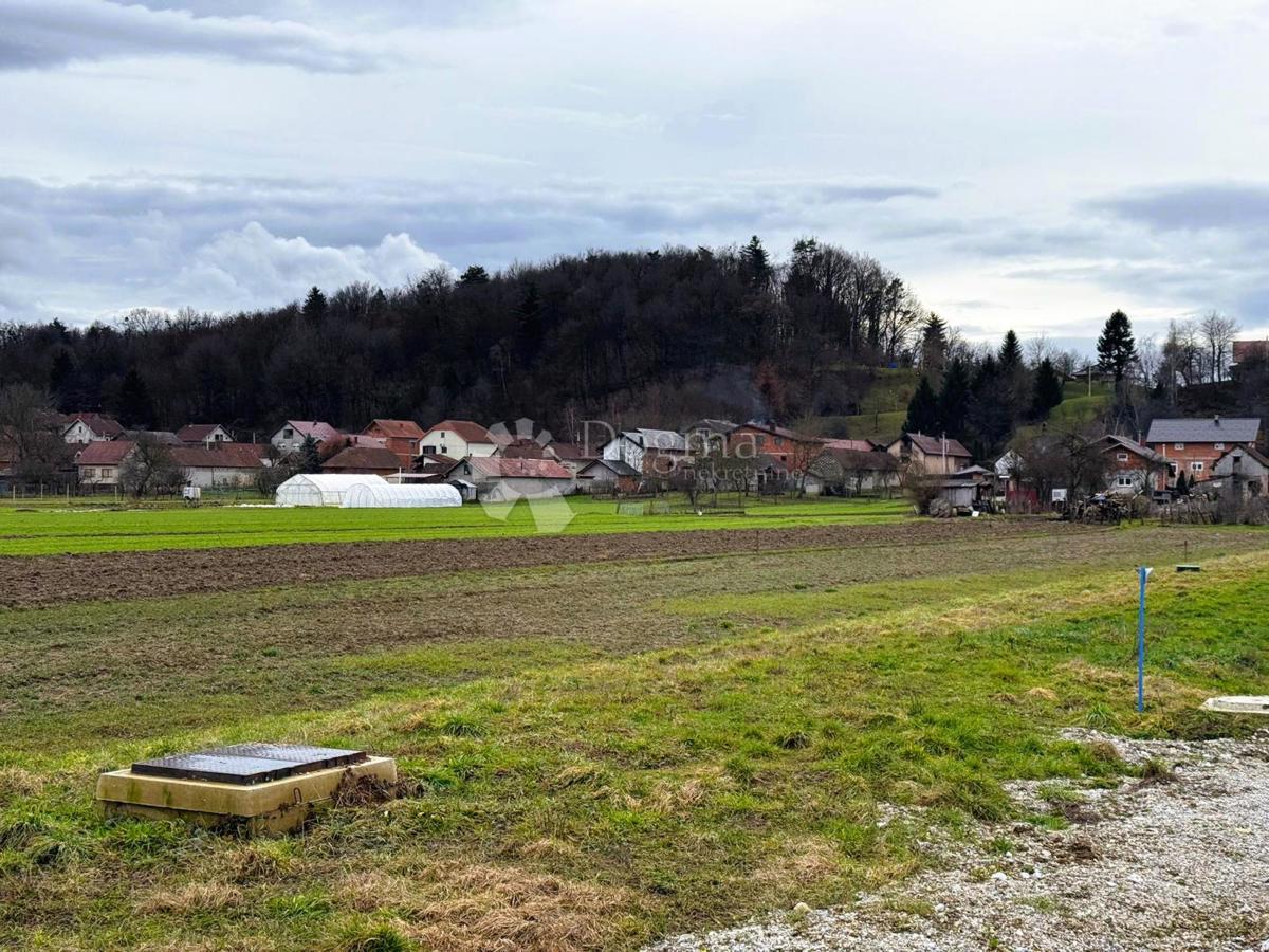 Terreno MARUŠEVEC, 22.000 €