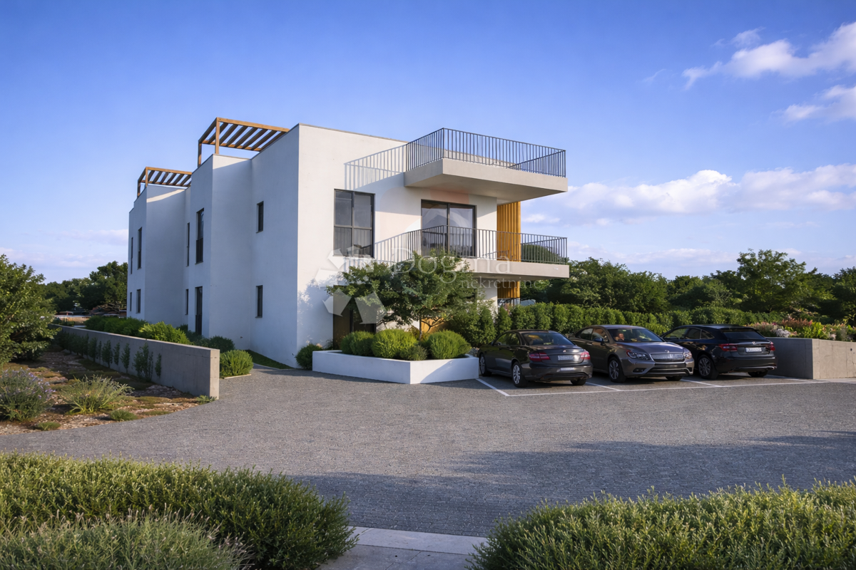 VODICE, Trosoban stan u novogradnji s krovnom terasom