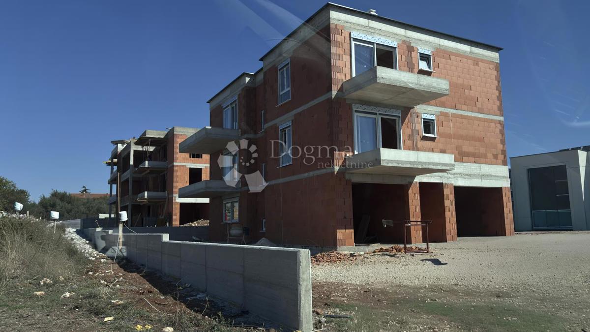 Flat Škatari, Pula, 55 m2