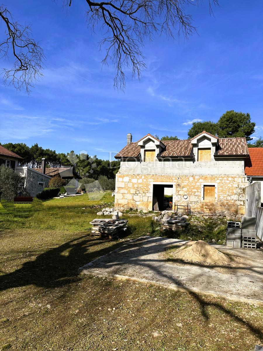 DUBRAVA KOD ŠIBENIKA