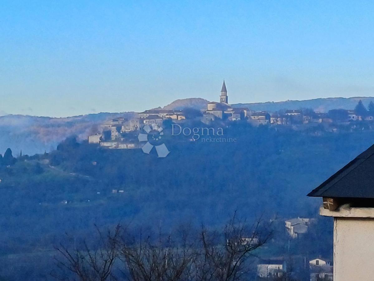 BUZET