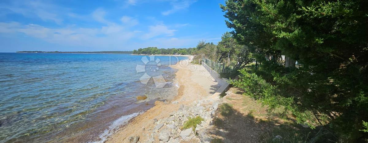 Terreno VODNJAN, 82.000 €