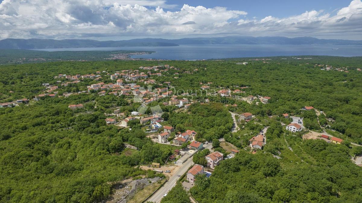 Участок KRK, 325.000 €