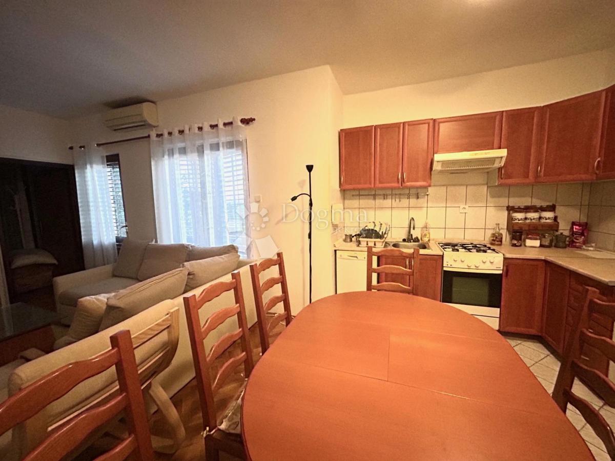 Appartamento RIJEKA, 850 €