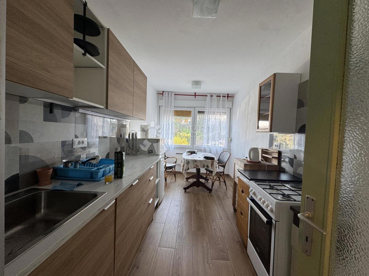 Appartamento RIJEKA, 600 €
