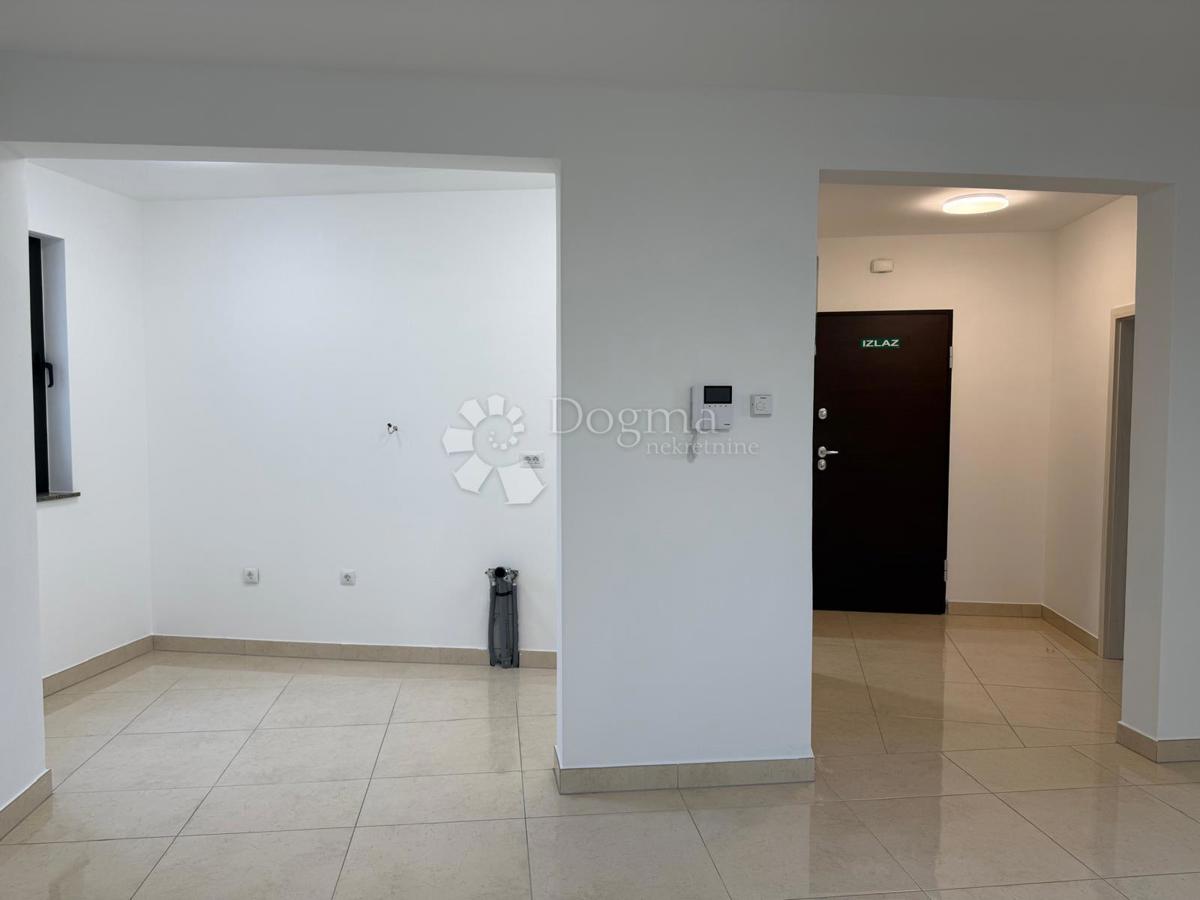 Коммерческая площадь VARAŽDIN, 1.000 €