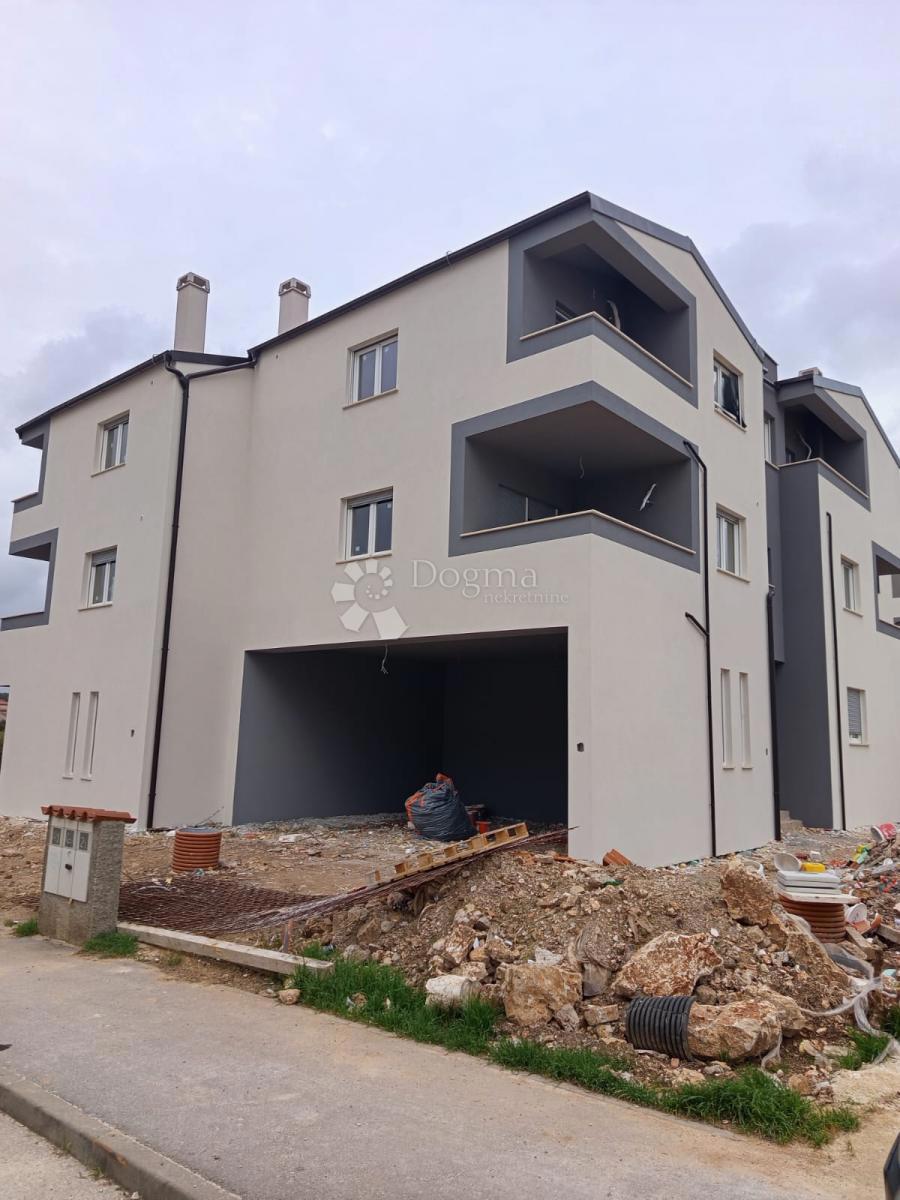 Appartamento PULA, 270.000 €