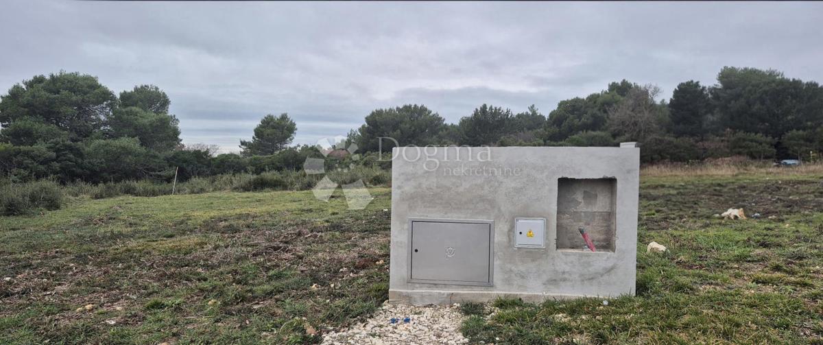 Участок PULA, 226.180 €