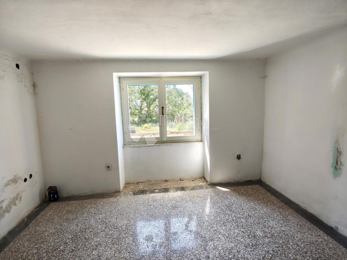 KOSTRENA SVETA LUCIJA