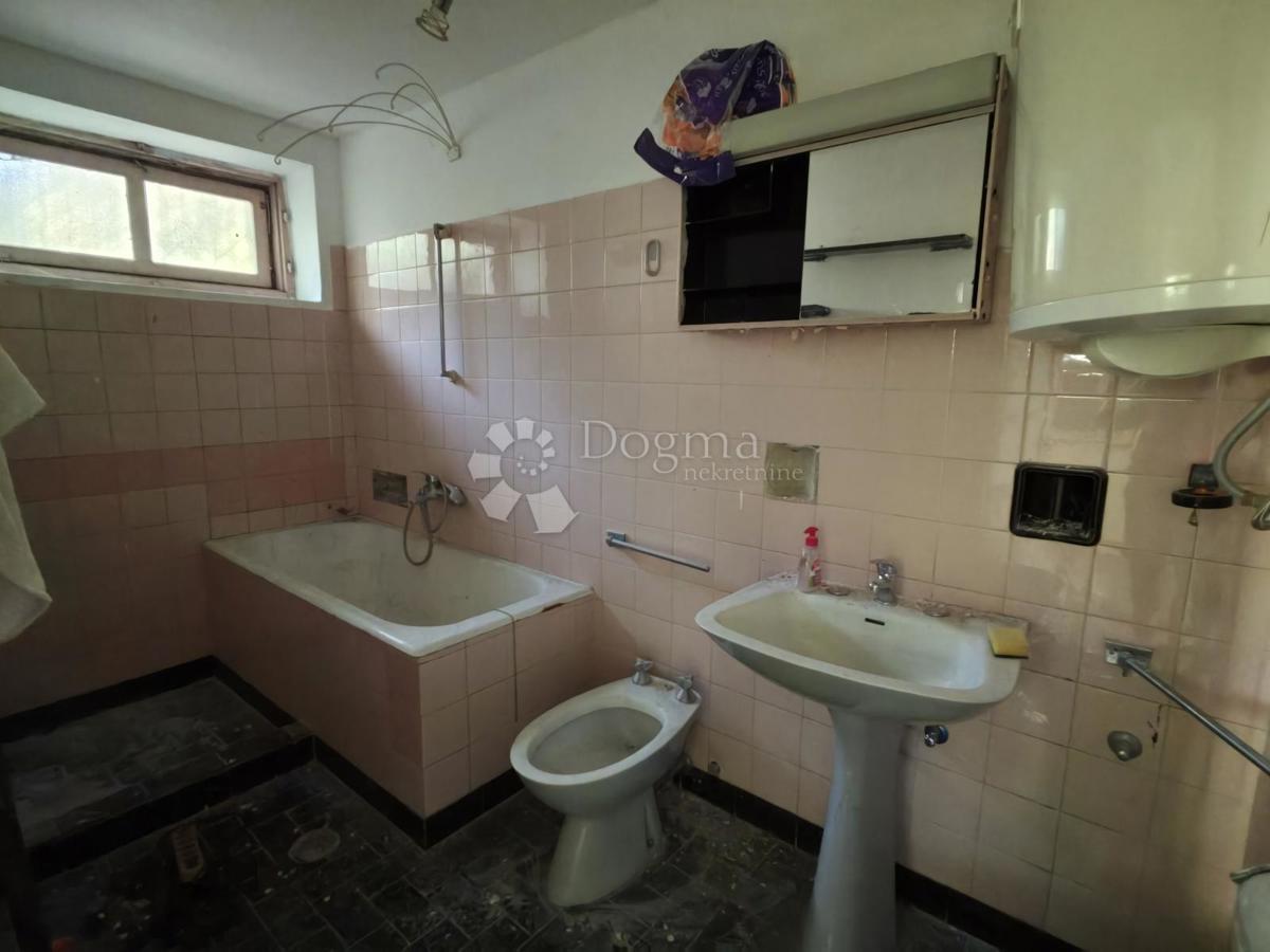 KOSTRENA SVETA LUCIJA