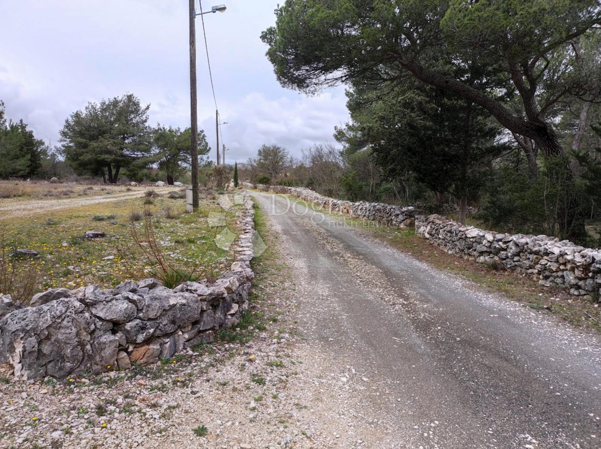 DUBRAVA KOD ŠIBENIKA