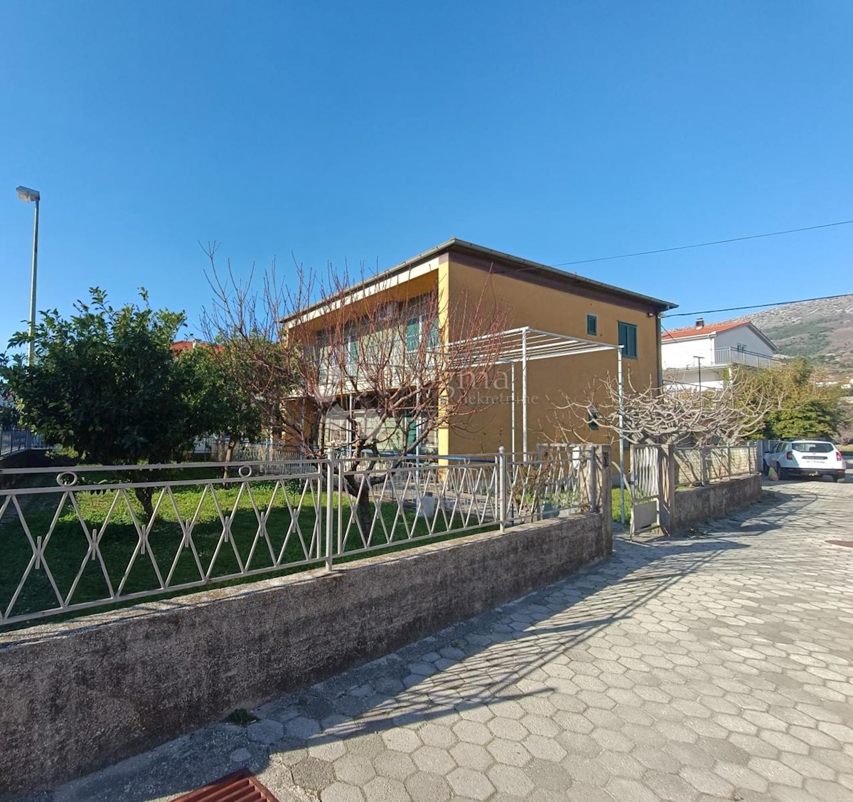KAŠTEL GOMILICA