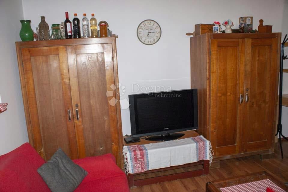 GORNJE JESENJE