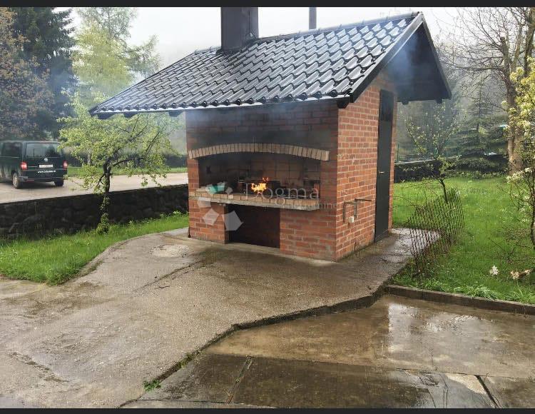 Locale commerciale DELNICE, 1.000 €