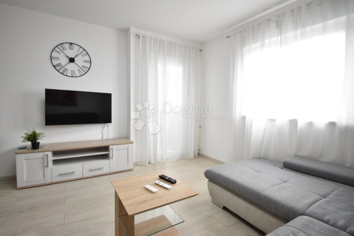 Appartamento PULA, 225.000 €