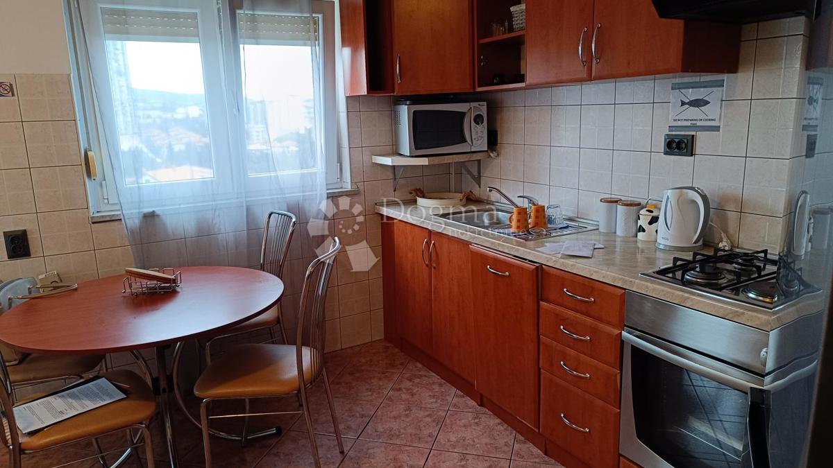 Appartamento RIJEKA, 700 €