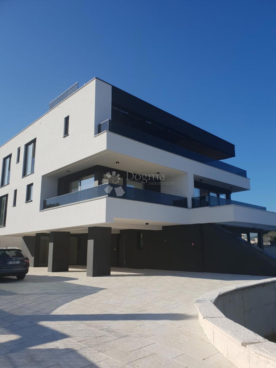 Appartamento KRK, 950.000 €