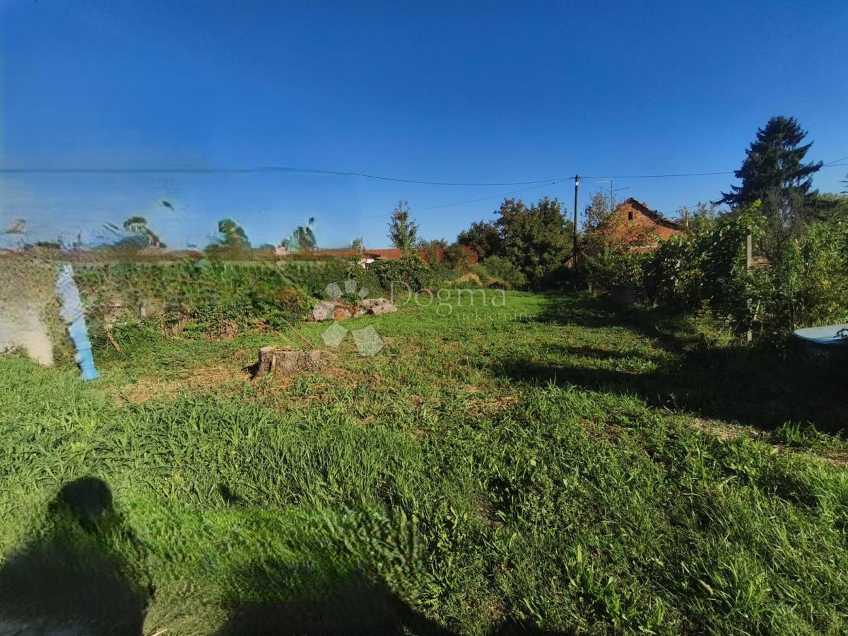 Участок DONJI MARTIJANEC, 15.250 €