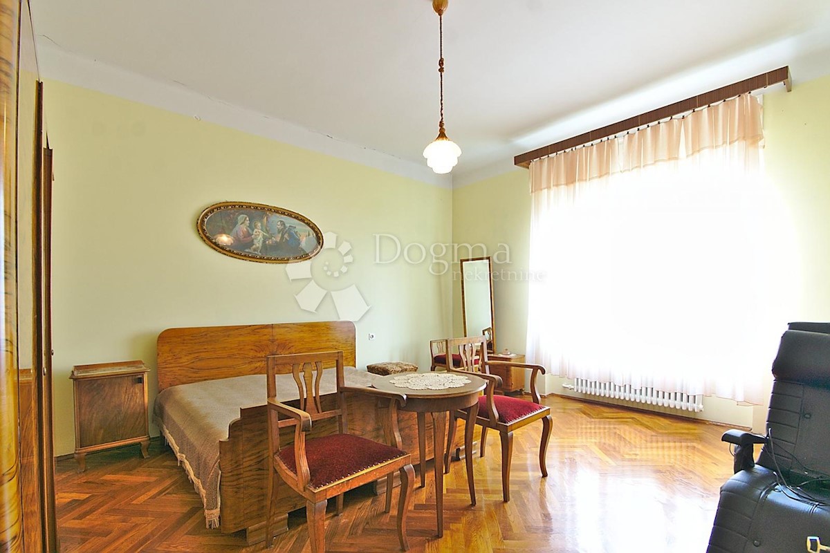 PEĆINE
