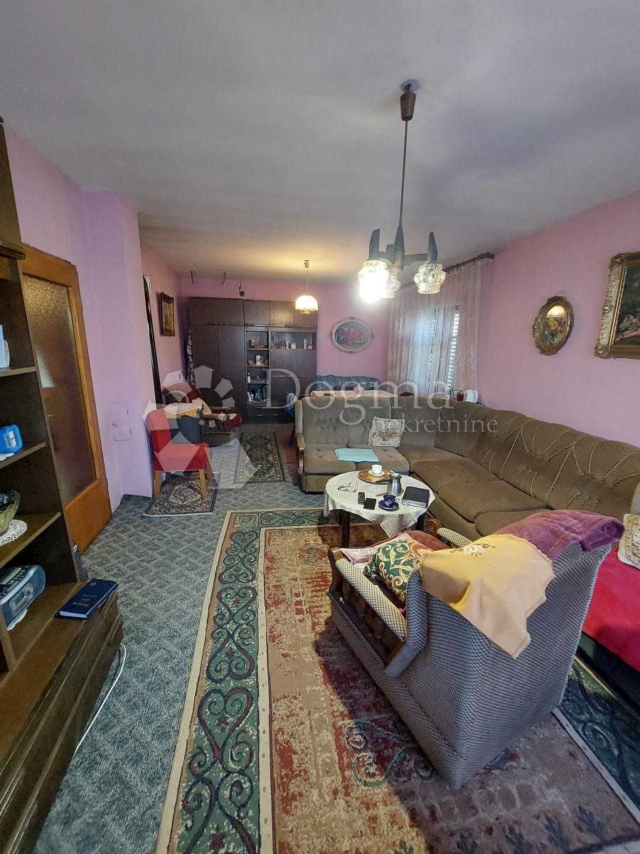 KNEŽEVI VINOGRADI