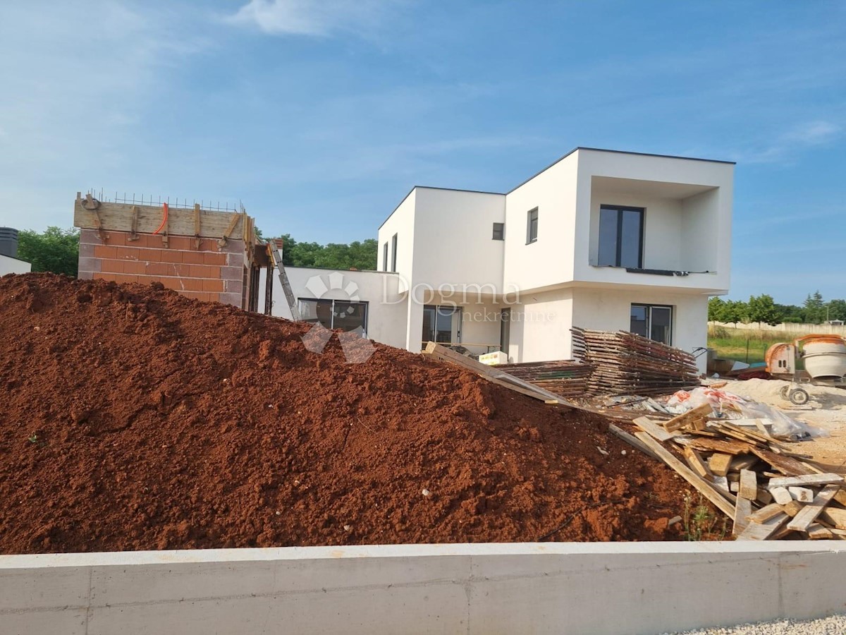 KAŠTELIR