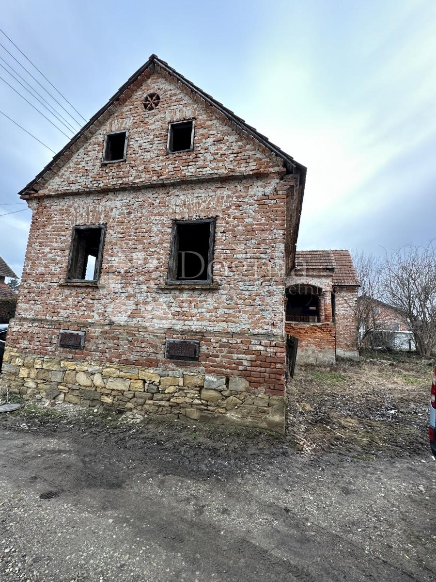 ČREČAN