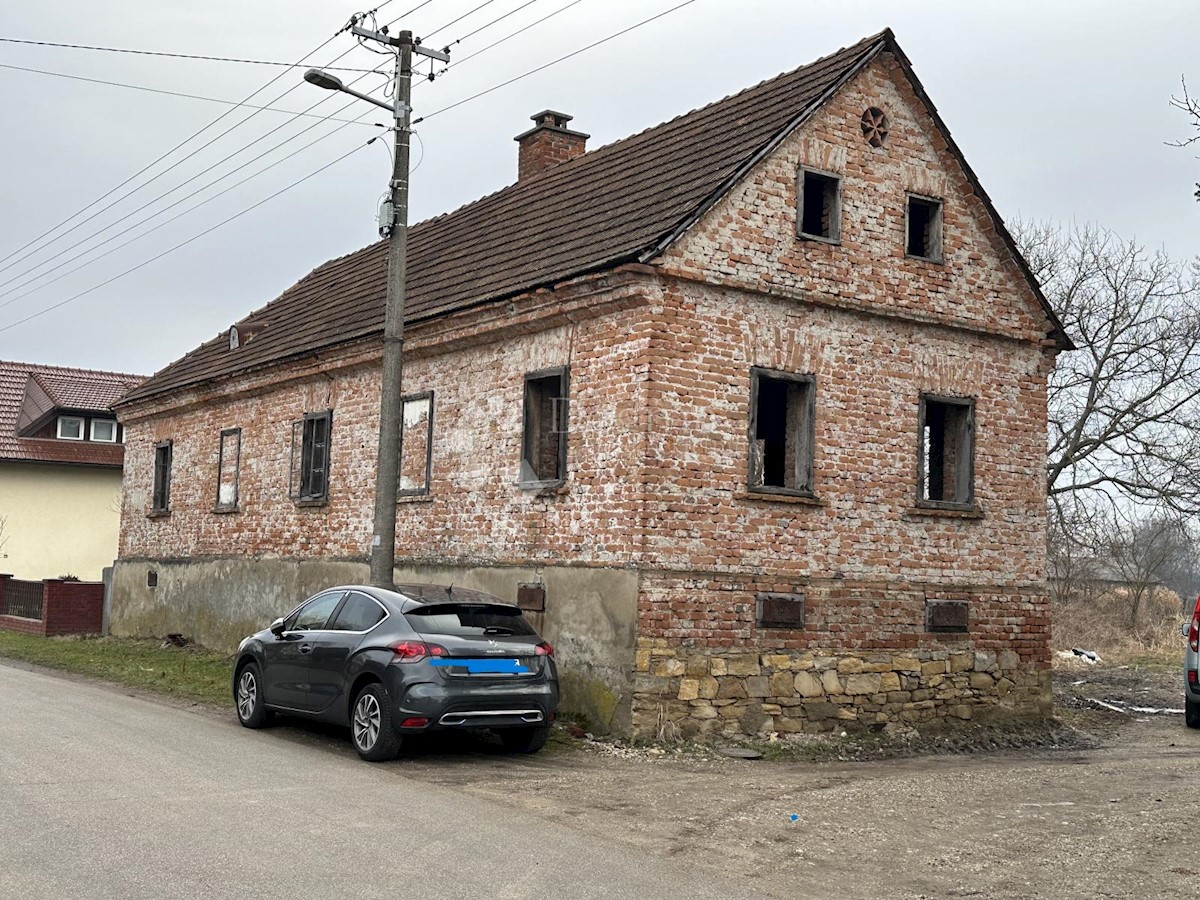 ČREČAN