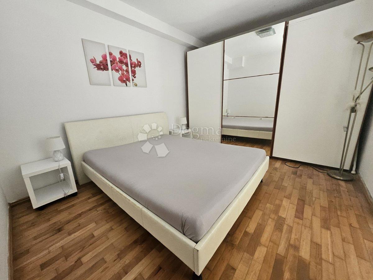 PJEŠČANA UVALA