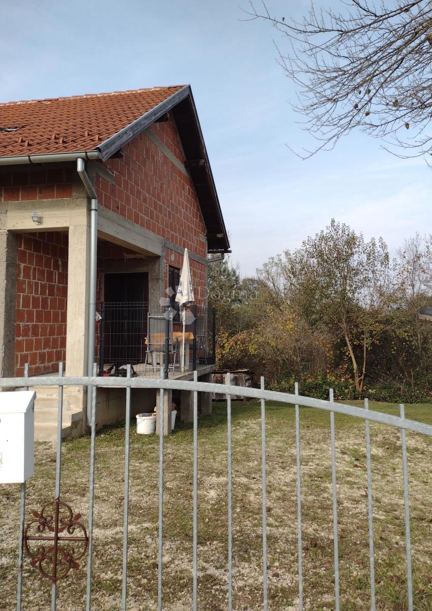 CREVARSKA STRANA